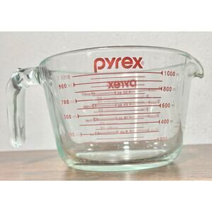 Vintage Pyrex Large 4 Cup/ 32 oz Red Letters Open Handle #532 USA